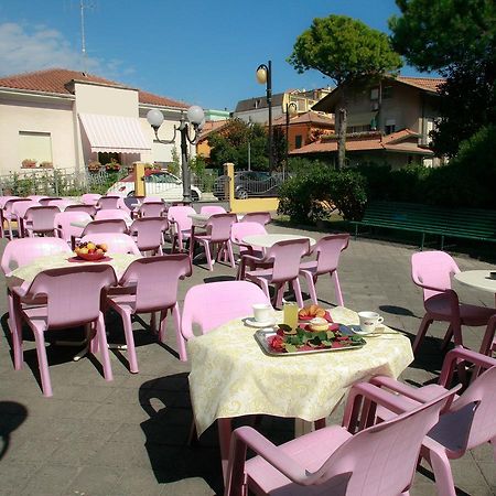 Hotel Adriatico Bellaria-Igea Marina Ngoại thất bức ảnh