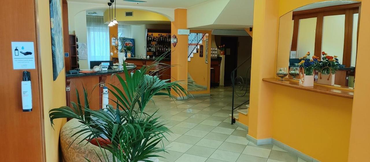 Hotel Adriatico Bellaria-Igea Marina Ngoại thất bức ảnh