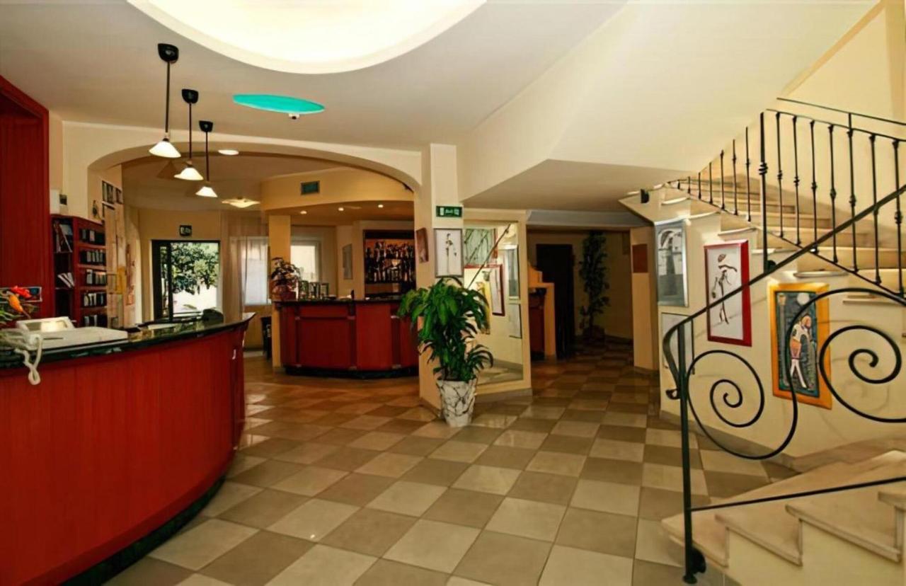Hotel Adriatico Bellaria-Igea Marina Ngoại thất bức ảnh