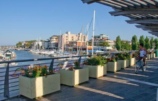 Hotel Adriatico Bellaria-Igea Marina Ngoại thất bức ảnh