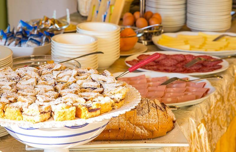Hotel Adriatico Bellaria-Igea Marina Ngoại thất bức ảnh
